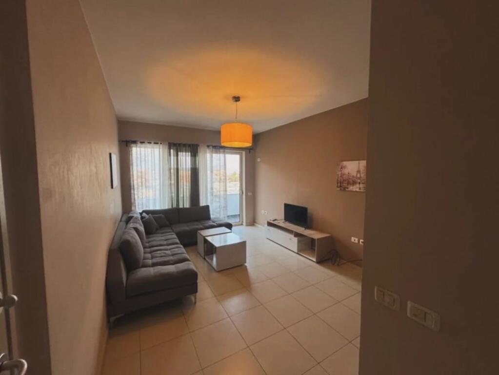 Jepet Me Qera Apartament 2+1+2 Ballkone