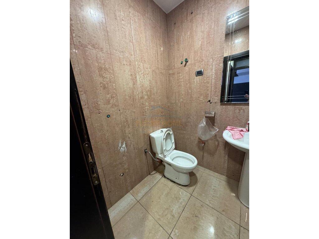 Rent, Business Space, Paris Commune, Tirana.