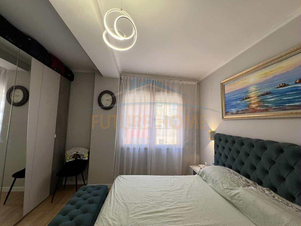 For sale, Apartment 1+1, Unaza e Re.
