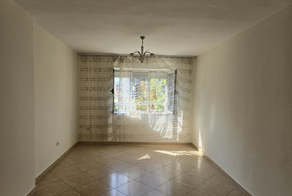 Qira, Apartament 3+1+A+BLK, Pjesërisht i mobiluar, Ali Demi