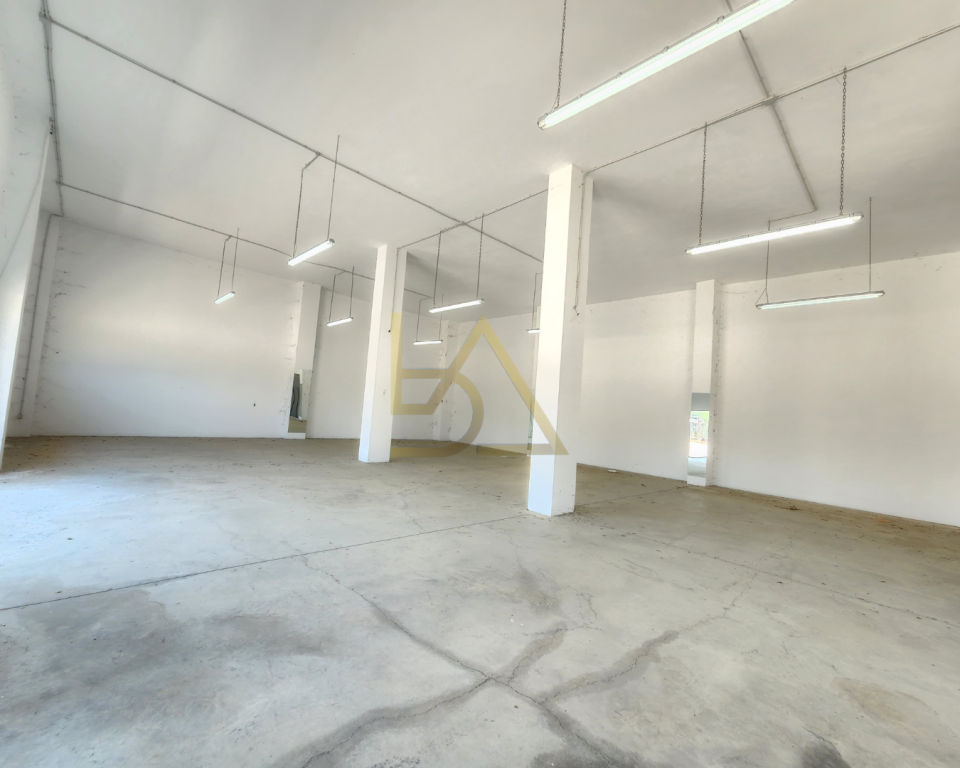 FOR SALE / FOR RENT – WAREHOUSE Location: Tirana–Lezhë Axis, Km 3
