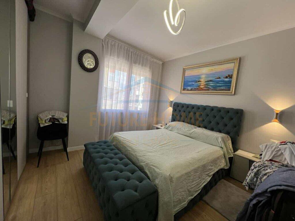 For sale, Apartment 1+1, Unaza e Re.