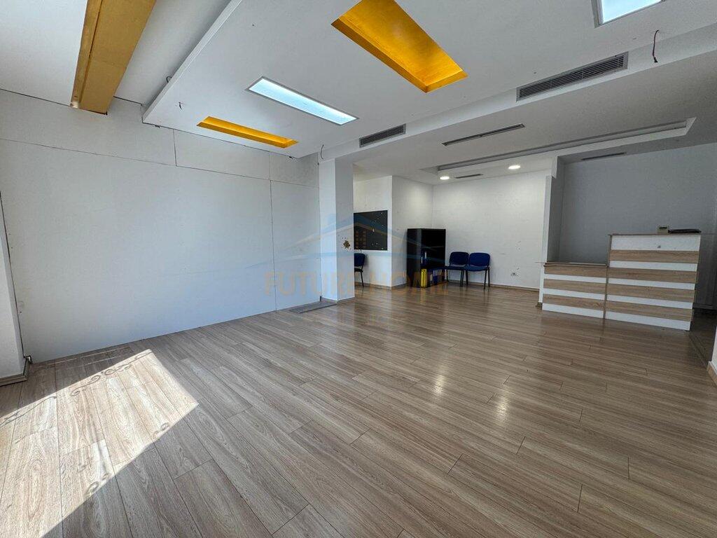 Rent, Business Space, Paris Commune, Tirana.