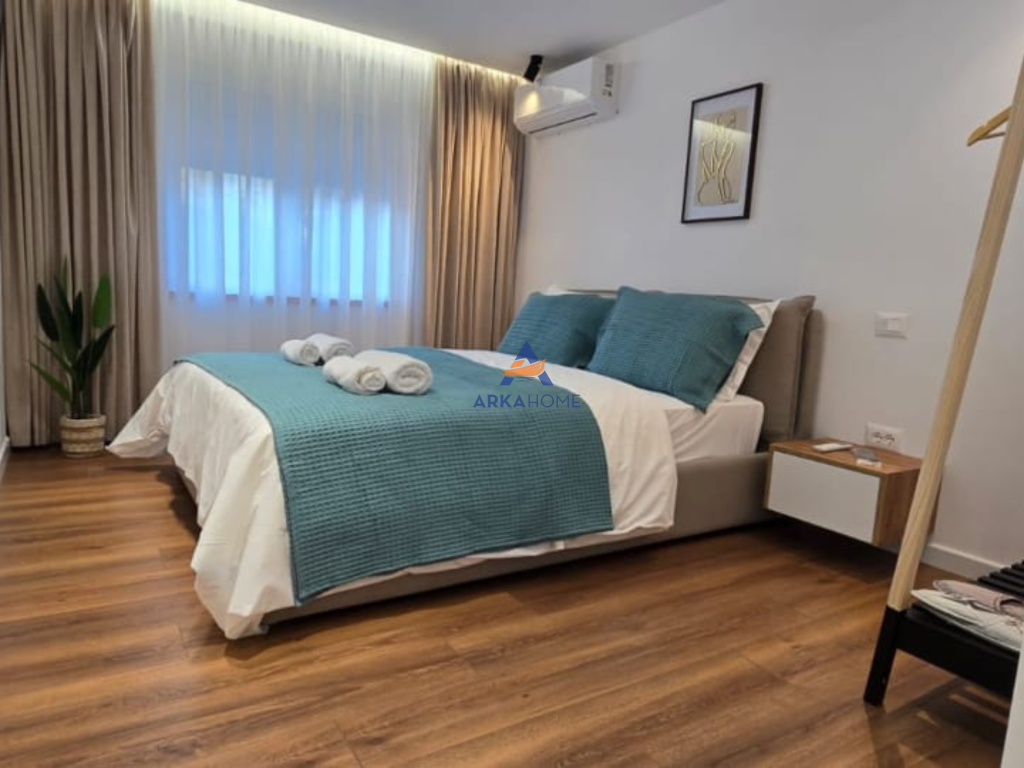 FOR SALE APARTMENT 1+1+STUDIO+BALCONY "ON THE MAIN ROAD BETWEEN DECEMBER 21 AND MYSLYM SHYRI".