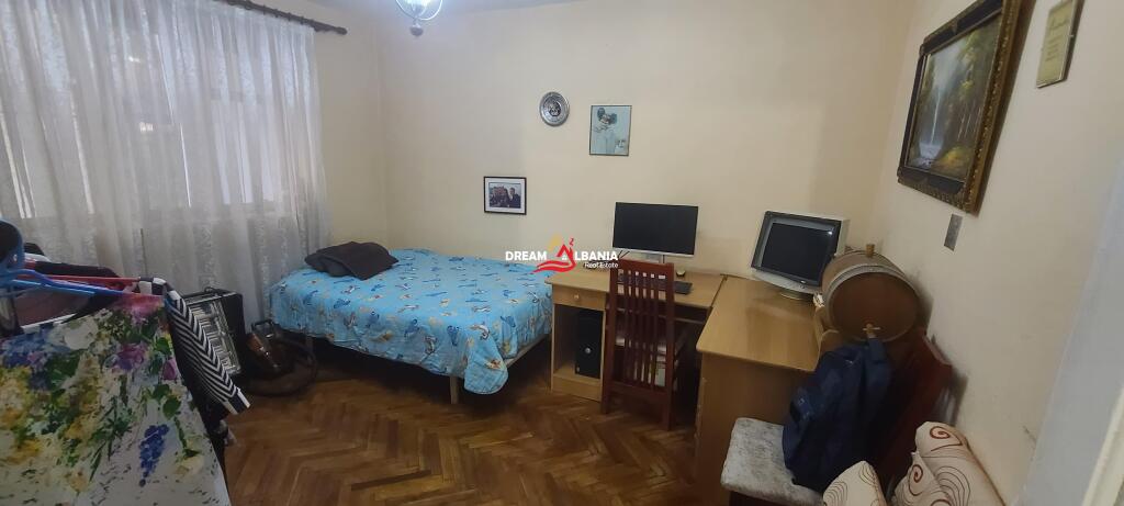 Apartment 3+1 for rent, Kavaja Street – ideal investment opportunity! (ID 4239087)