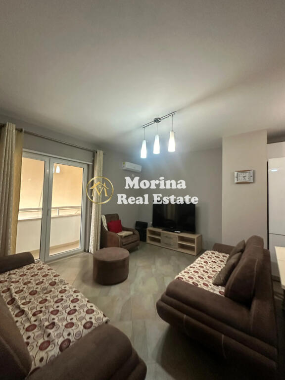 1+1 apartment with balcony, For Rent, Pazari I Ri