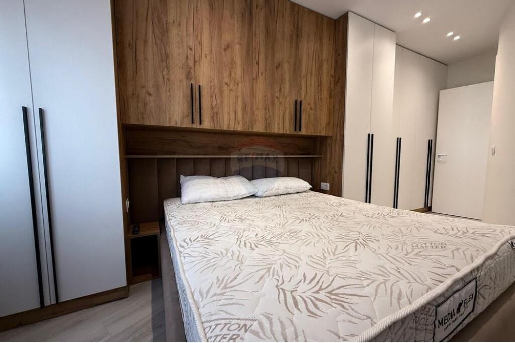 1+1 apartment for rent in Kodra e Diellit!