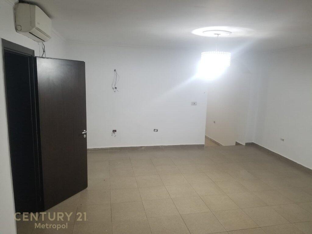 We offer a space for rent in front of the first instance court Tirana.