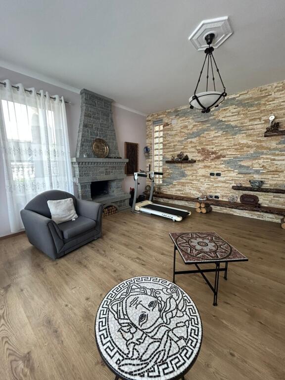 Villa in affitto a Sauk, zona tranquilla ed elitare!