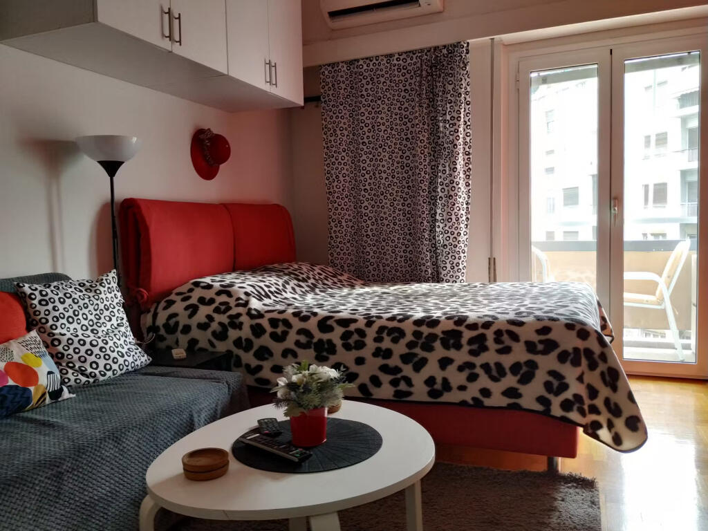 Apartament Me Qera 2+1 Tek 21 Dhjetori (ID B2201365) Tirane.