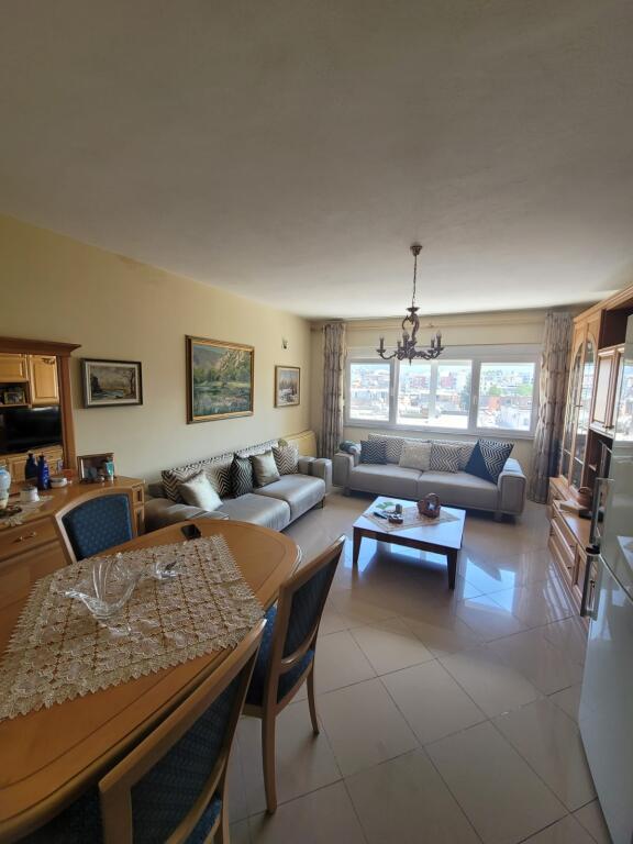 For sale 1+1 apartment on Elbasan Street, near the Institute of Hygiene.