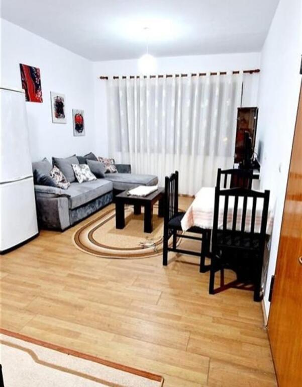 Apartment 2+1 for rent on Bardhyl Street!