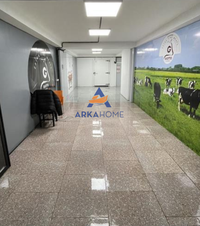 FOR RENT 2 REFRIGERATED ROOMS, CAN BE USED FOR ANY TYPE OF BUSINESS, "DRY LAKE NEAR HOTEL RADISSON".