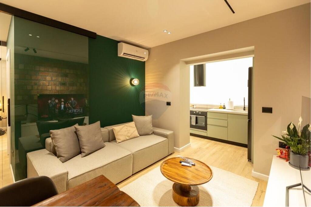3 Apartamente luksoz ne Qender te Tiranes!