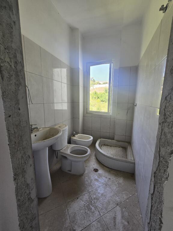 FOR SALE – 1+1 APARTMENT Shkëmbi i Kavajës, Durrës (Beach District)