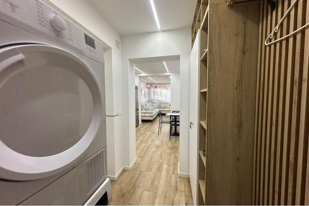 Apartament 1+1, 21 Dhjetori