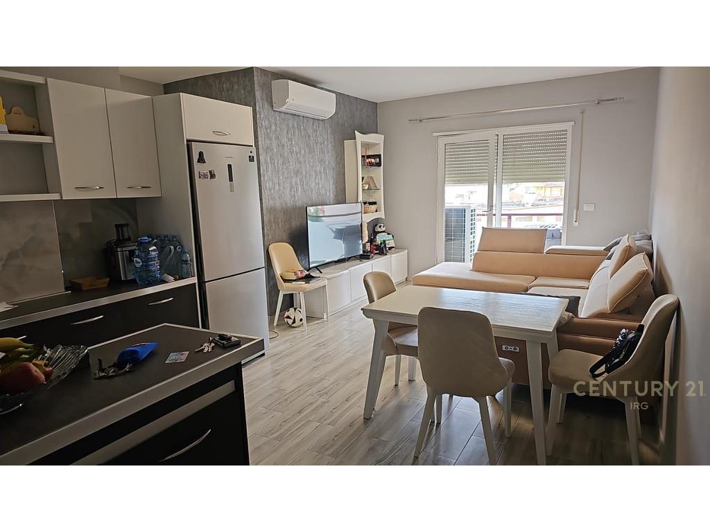 FOR RENT APARTMENT 2+1 AT 21 DECEMBER