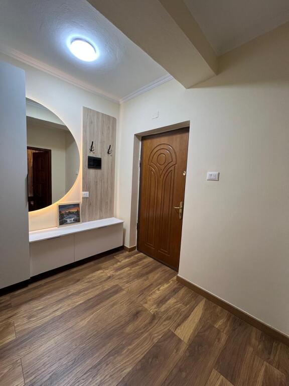 Apartment for rent 1+1 Vllazen Huta St.
