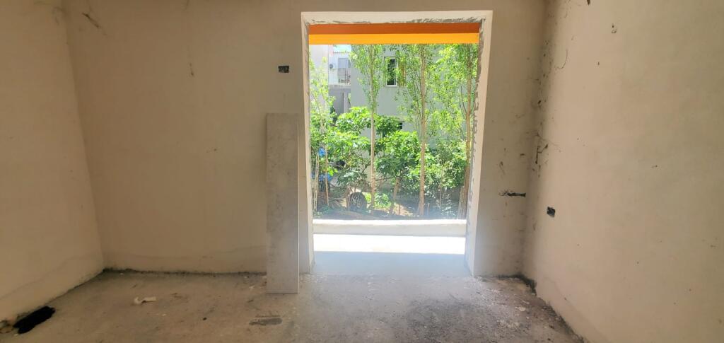 Shitet Apartament 2+1 – Rezidenca Tom Doshi