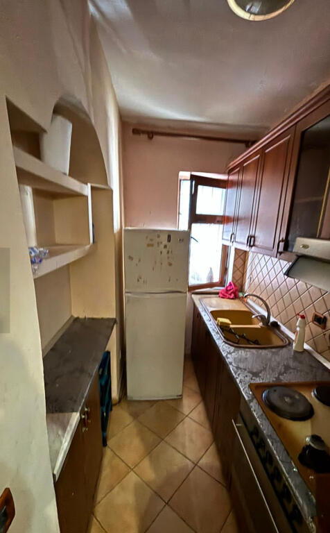 Jepet apartament 1+1 me qera ne Myslym Shyr, bar Sanremo (okazion)