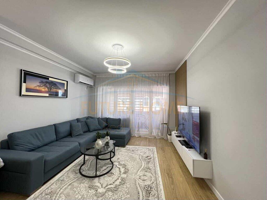 For sale, Apartment 1+1, Unaza e Re.