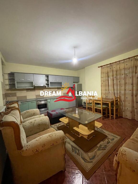 Apartament me qera 2+1 tek Rruga 5 Maji, prane shkolles Tirana Jone, ne Tirane (ID 4251398)