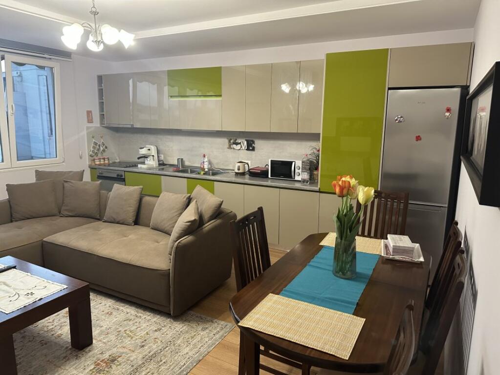 Near the Ministry of Foreign Affairs, a furnished 2+1 apartment is for rent.