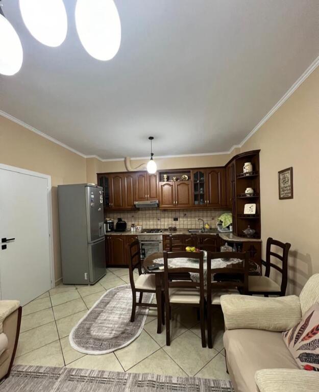 In Affitto Appartamento 2+1+1 Veranda