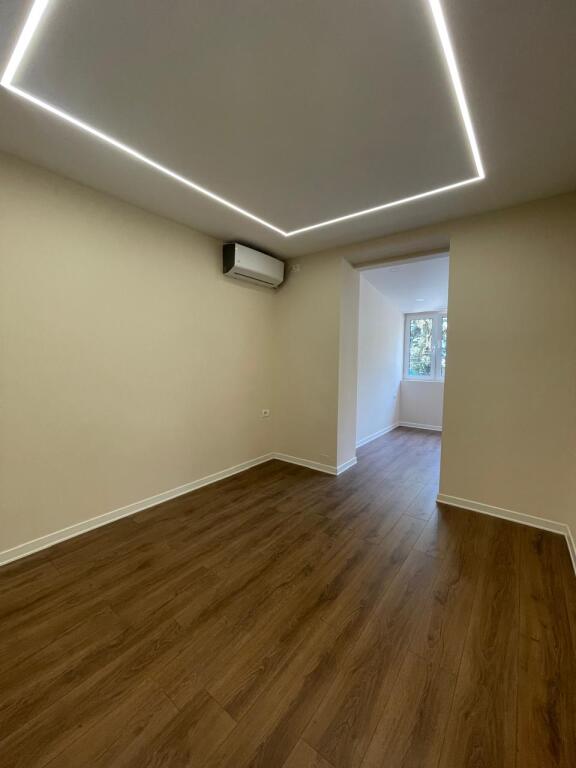 Office for rent in Bllok Tirana