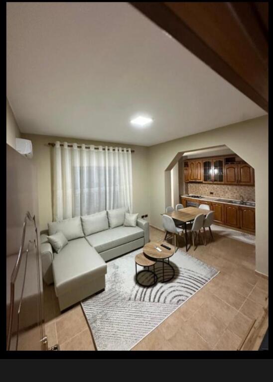 PRIVATE HOUSE FOR RENT 2+1+3Parking