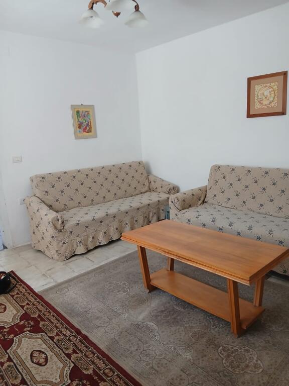 PRIVATE HOUSE FOR RENT 1+1 - RESTAURANT DURRESI