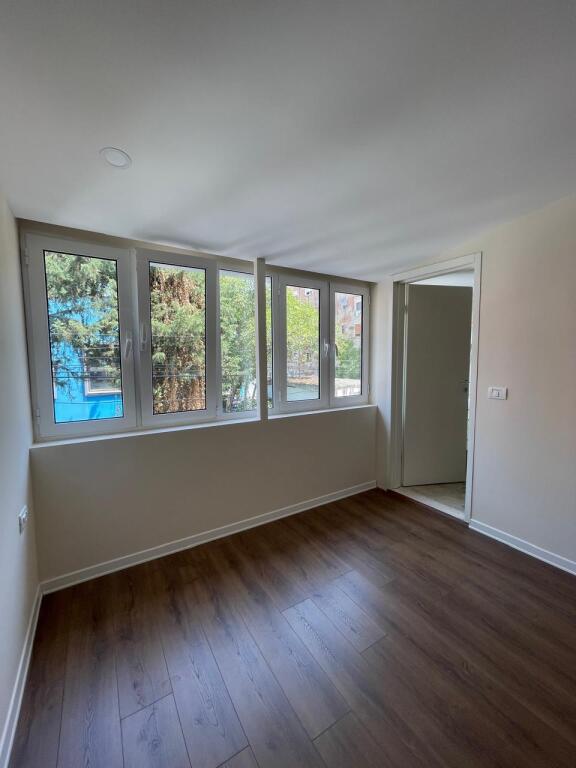 Office for rent in Bllok Tirana