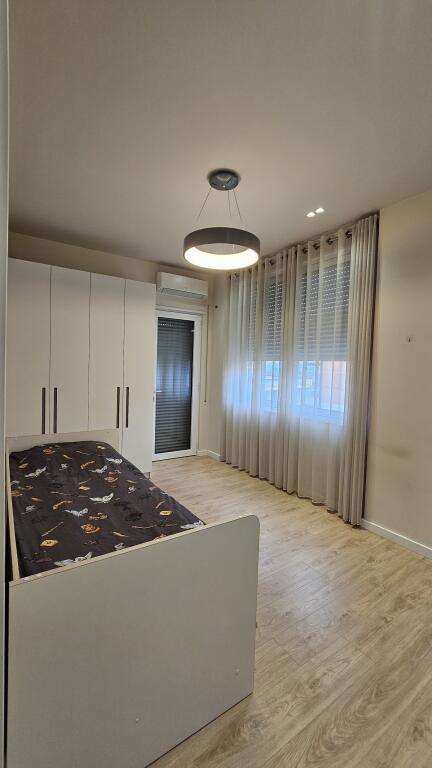 FOR SALE APARTMENT 3+1 118M2 LAKE THATE PETI STREET