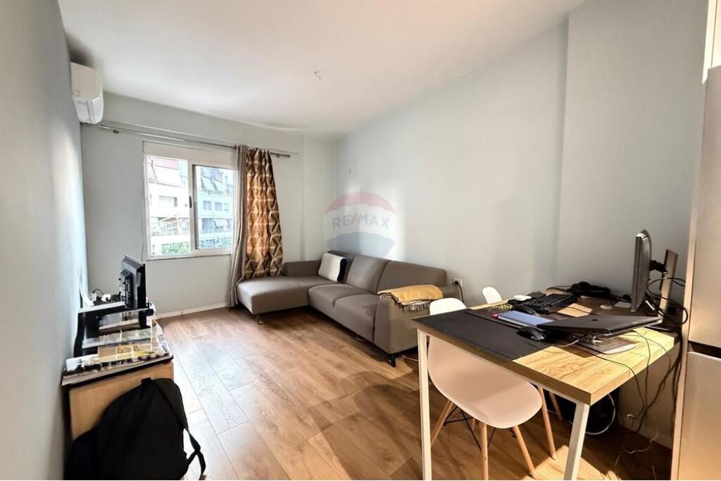 Apartament 1+1 për shitje Astir Pranë Well!