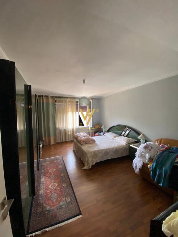 FOR SALE APARTMENT 2+1+2 IN TE MYSLYM SHYRI