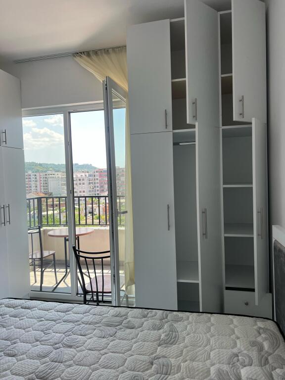 In Affitto Appartamento 1+1+1 Balcone