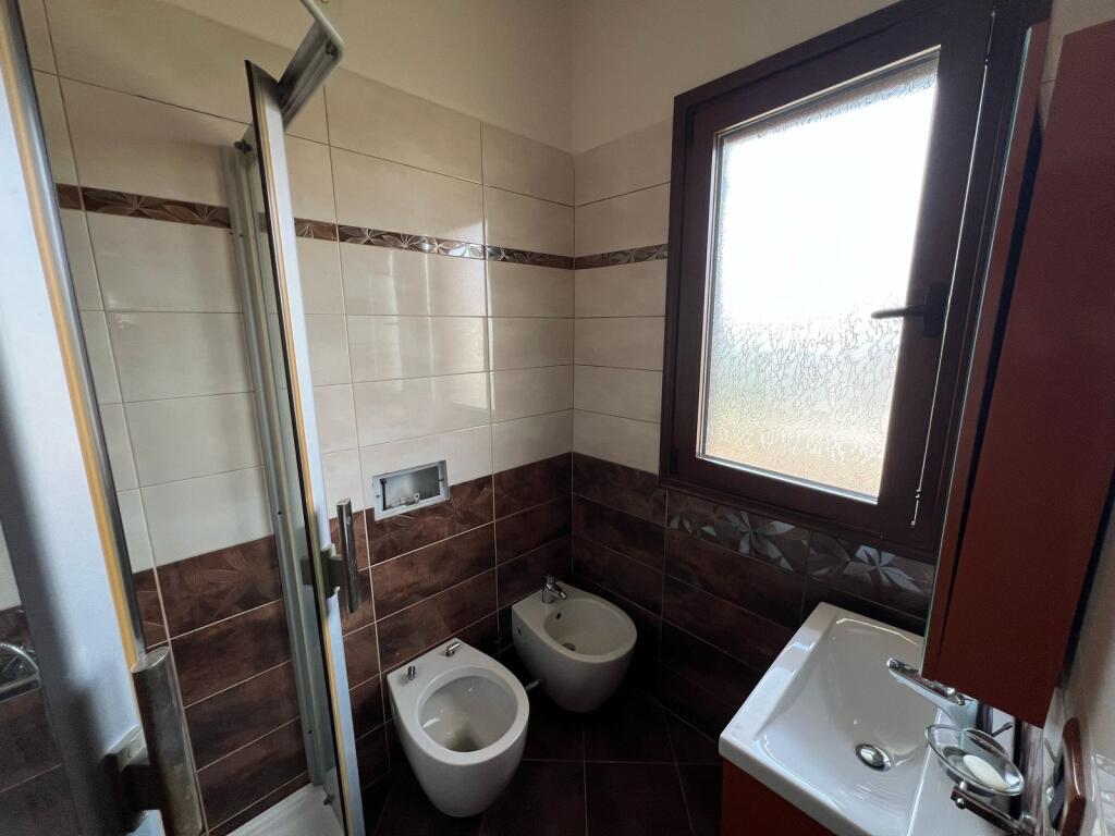 APARTAMENT 2+1 ME QIRA ALLIAS TIRANE