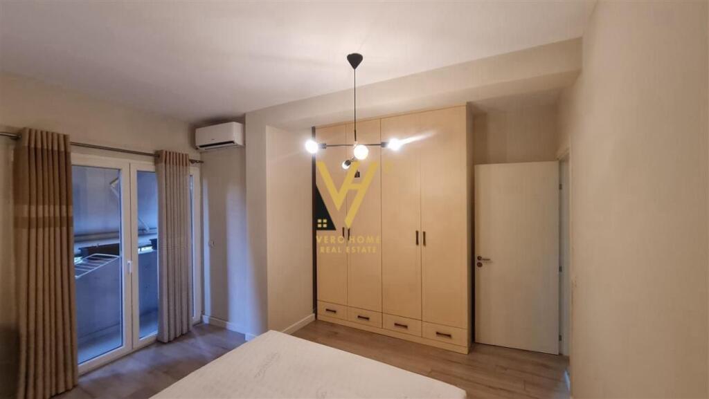 APARTAMENT 1+1+BLK ME QERA TEK ALI DEMI