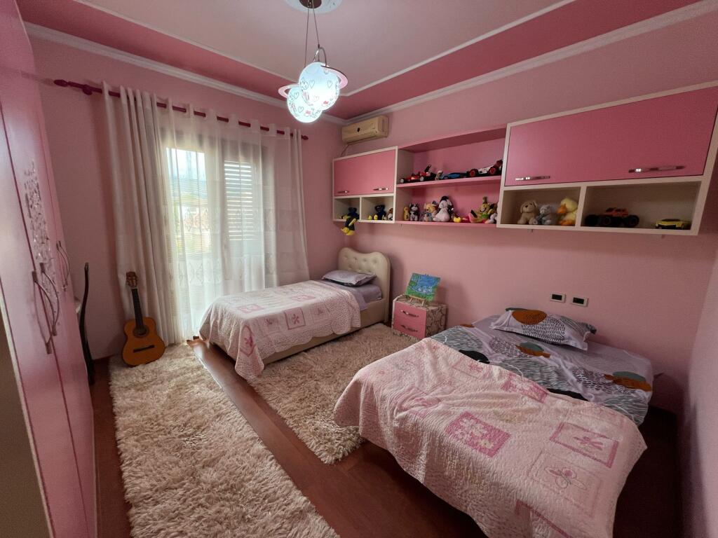APARTAMENT 2+1 ME QIRA ALLIAS TIRANE