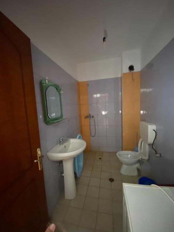 Shitet, Apartament 1+1