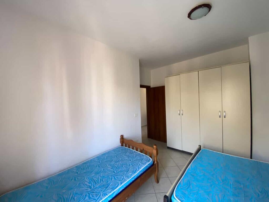 Shitet, Apartament 1+1, Shëngjin (Pranë Hotel Ermiri Palace)