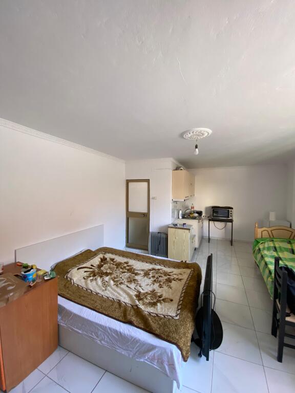 Studio for rent