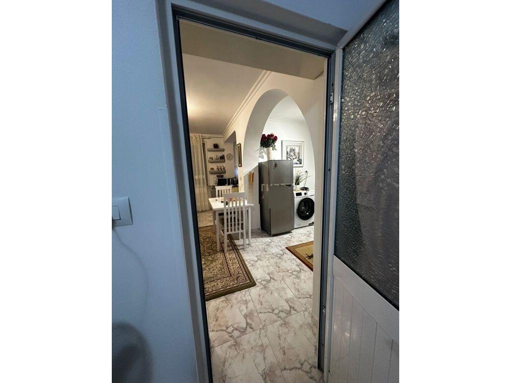 For Sale Family Apartment - Main road near Oslo local Bardhyl street