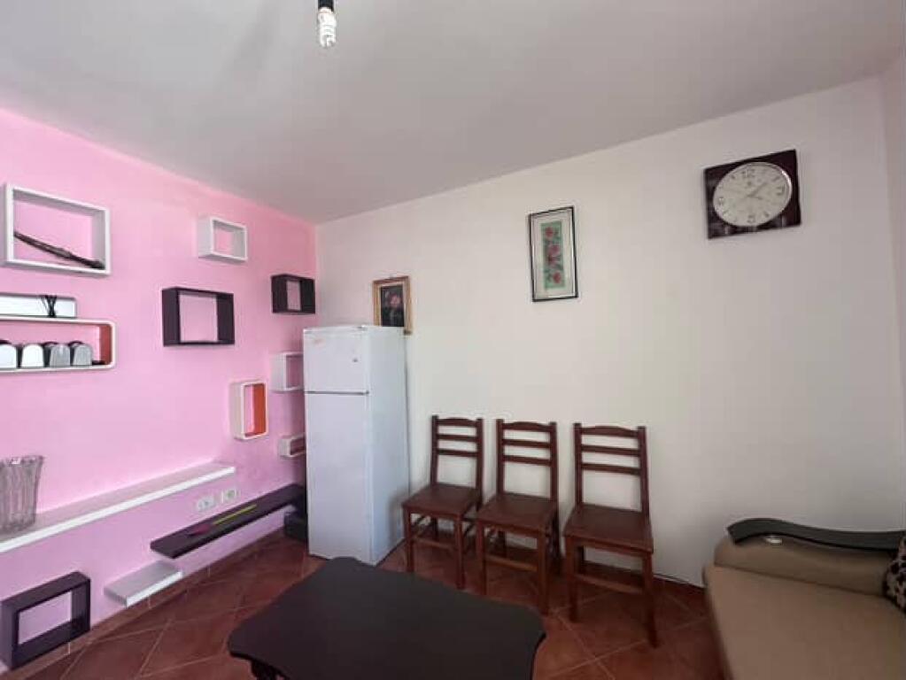 Shitet, Apartament 1+1
