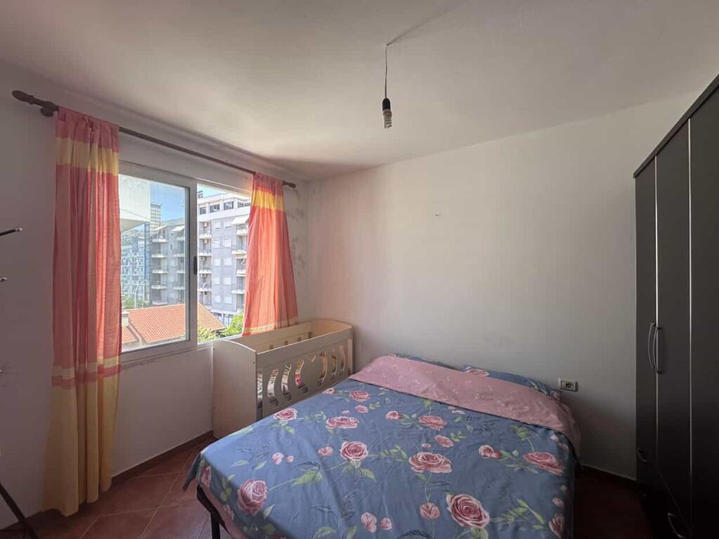Shitet, Apartament 1+1