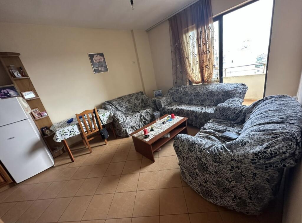 For sale 2+1 apartment in Laprake!