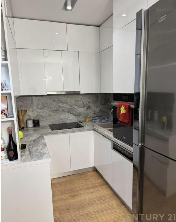 Super Apartament për Shitje 2+1+2 në Ali Dem