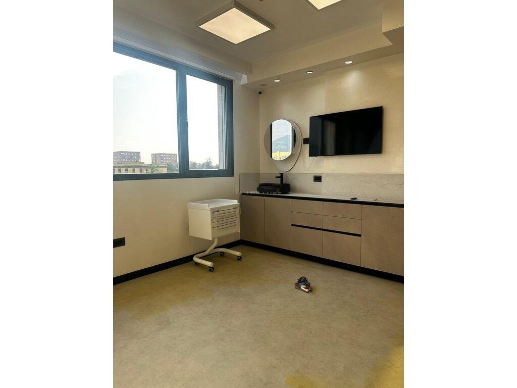 For Sale Professional Space – Near Neurological & Pediatric Hospitals