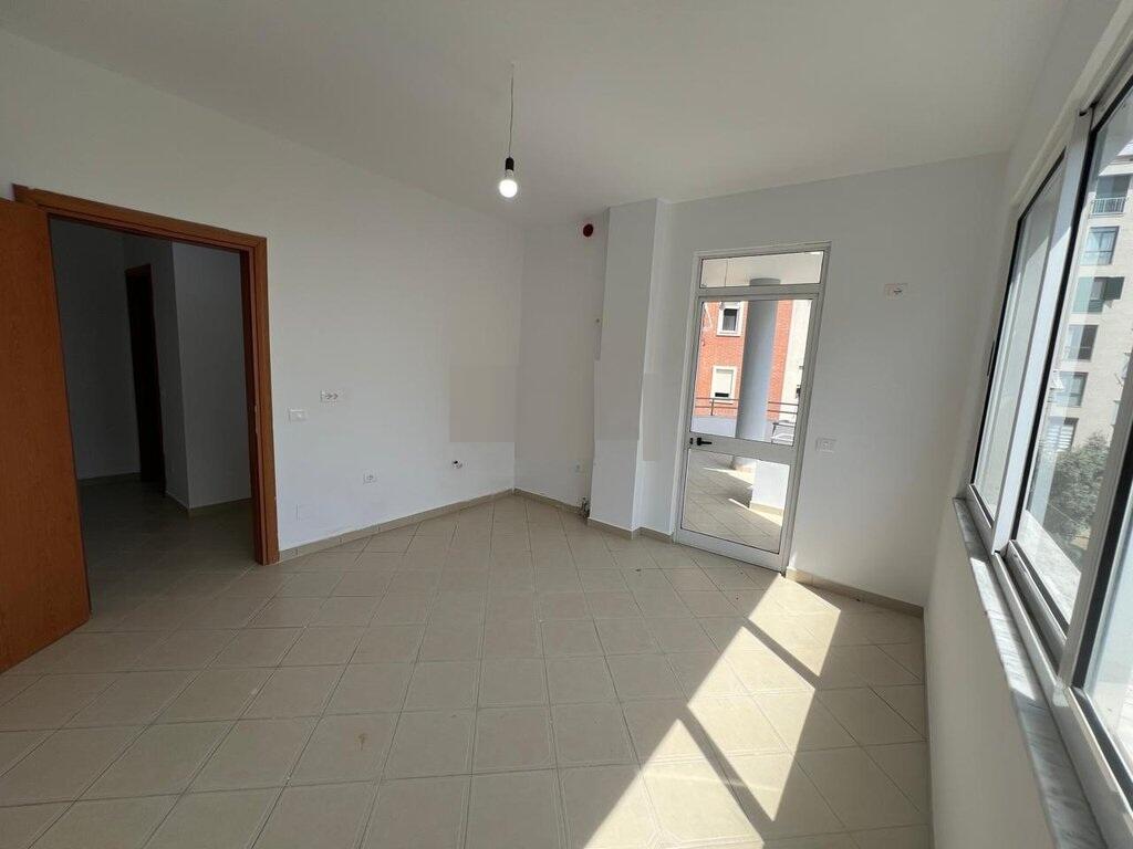For sale Apartment 1+1 - Fresk, Tirana