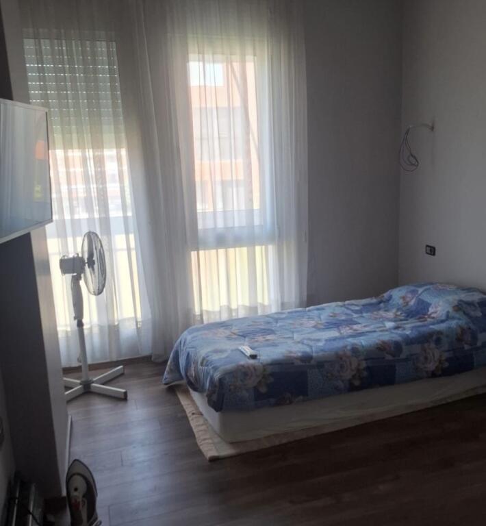 In Affitto Appartamento 2+1+2 Bagni + 1 Balcone